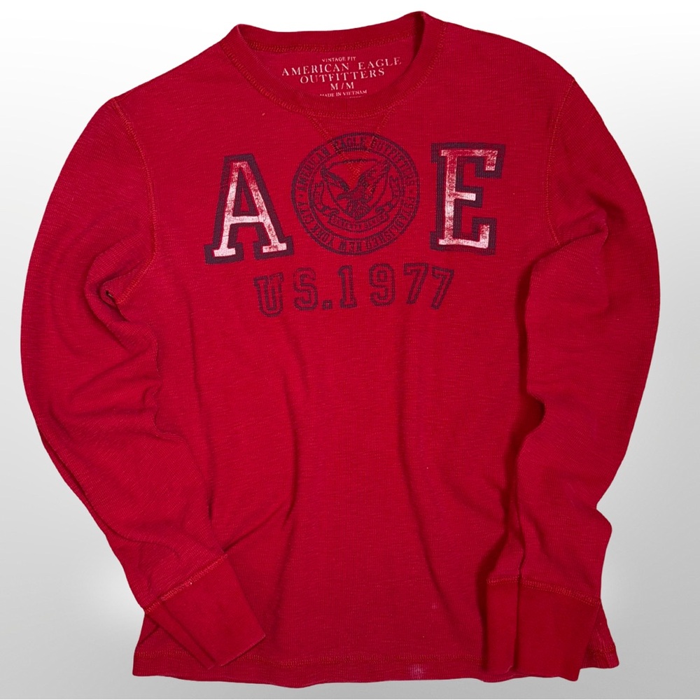 American Eagle Outfitters Men’s Red Long Sleeve Distressed Tee